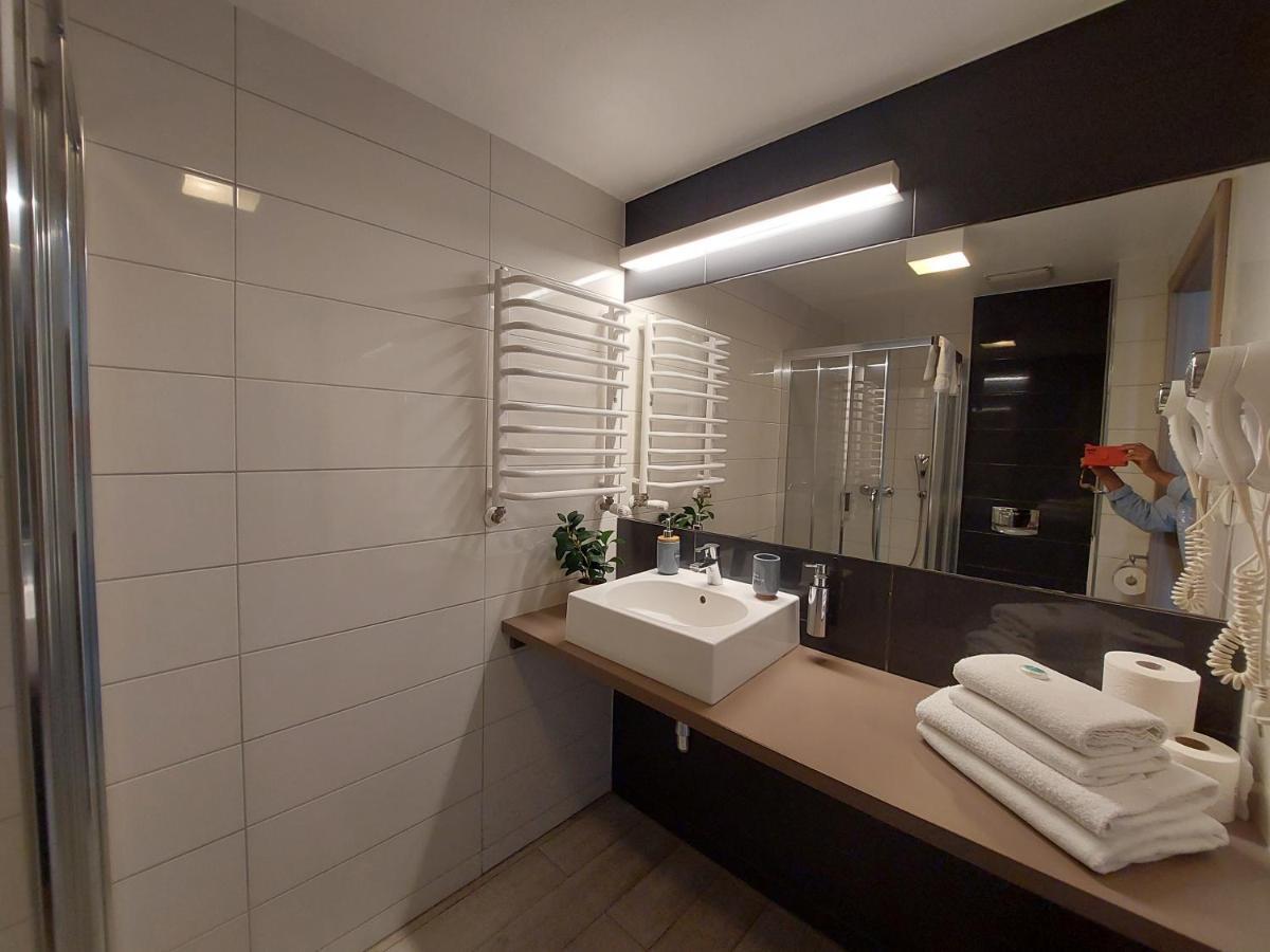 Apartament Sienna Czarna Gora Ischgl 18 Luaran gambar